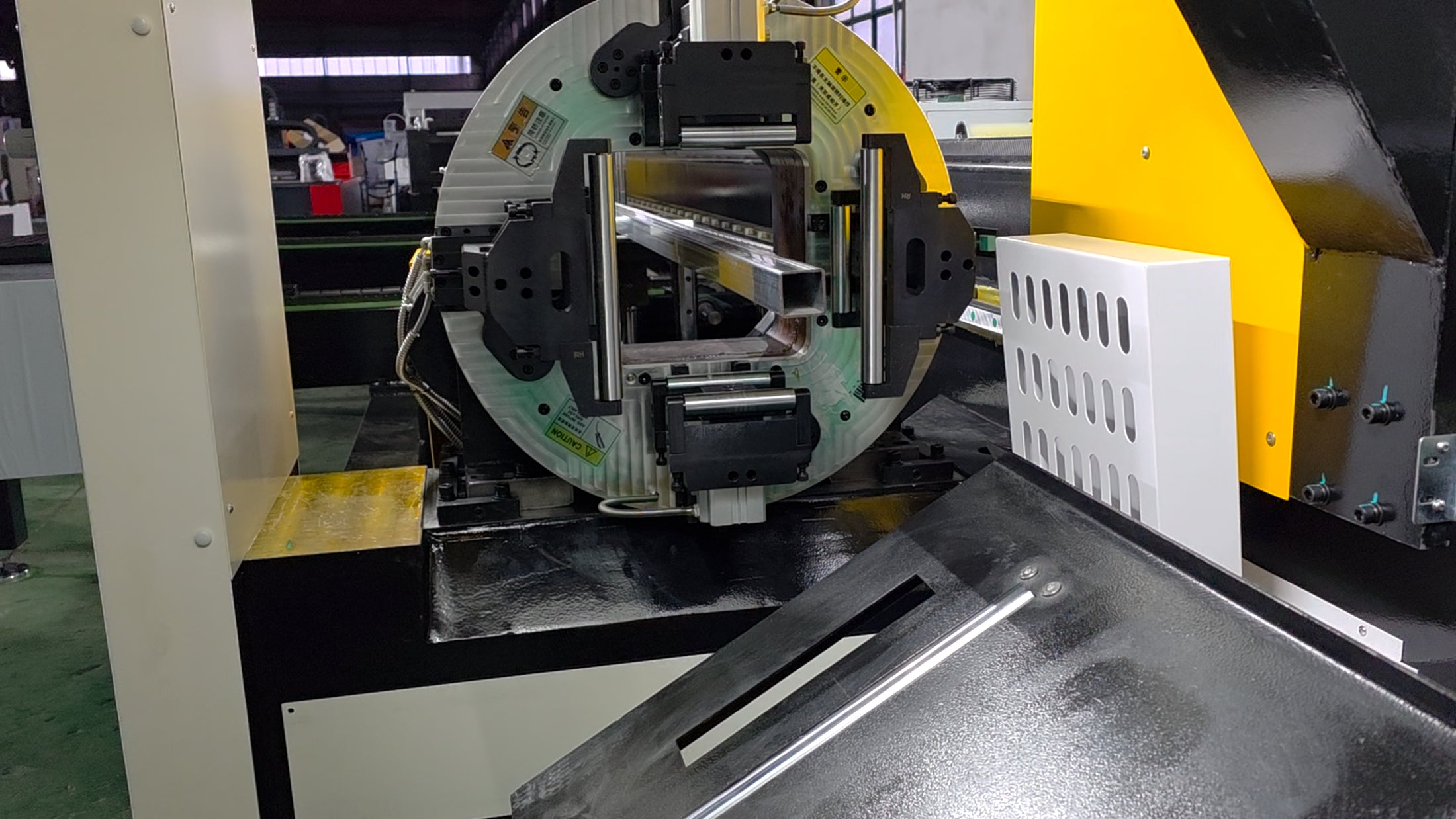 Fortress Fiber Laser Metal Tube Cutter – 3kW | 20 ft Bed | 1”–8.5” Diameter Capacity