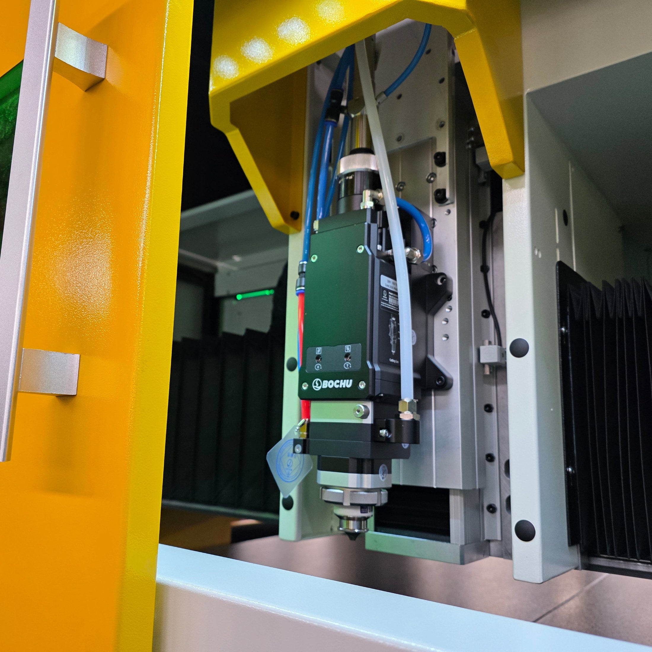 Vulcan Series 2kw  5' x 10' Open Bed Fiber Laser